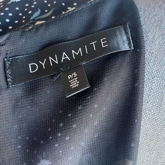 Dynamite Long Sleeve Dress - Picture 3 of 3